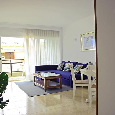 Luminoso Apartamento De 3 Dormitorios A Pie De Playa En Torremolinos Luaran gambar